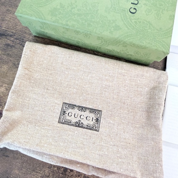 Gucci Women's Wallet - Picture 10 of 14